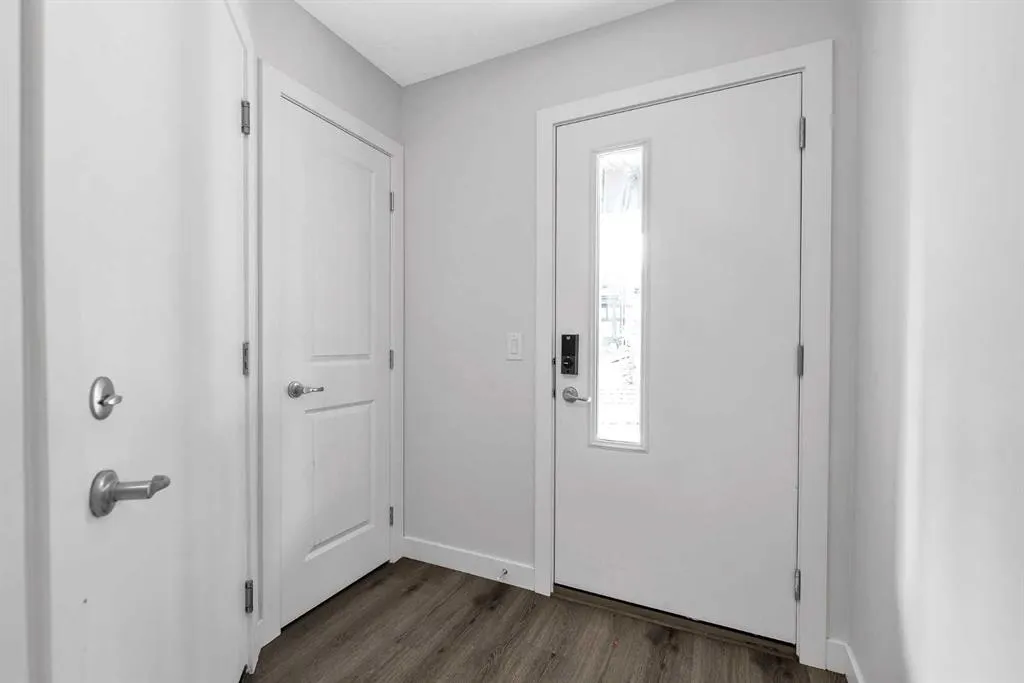 16 Evanscrest Park NW #512