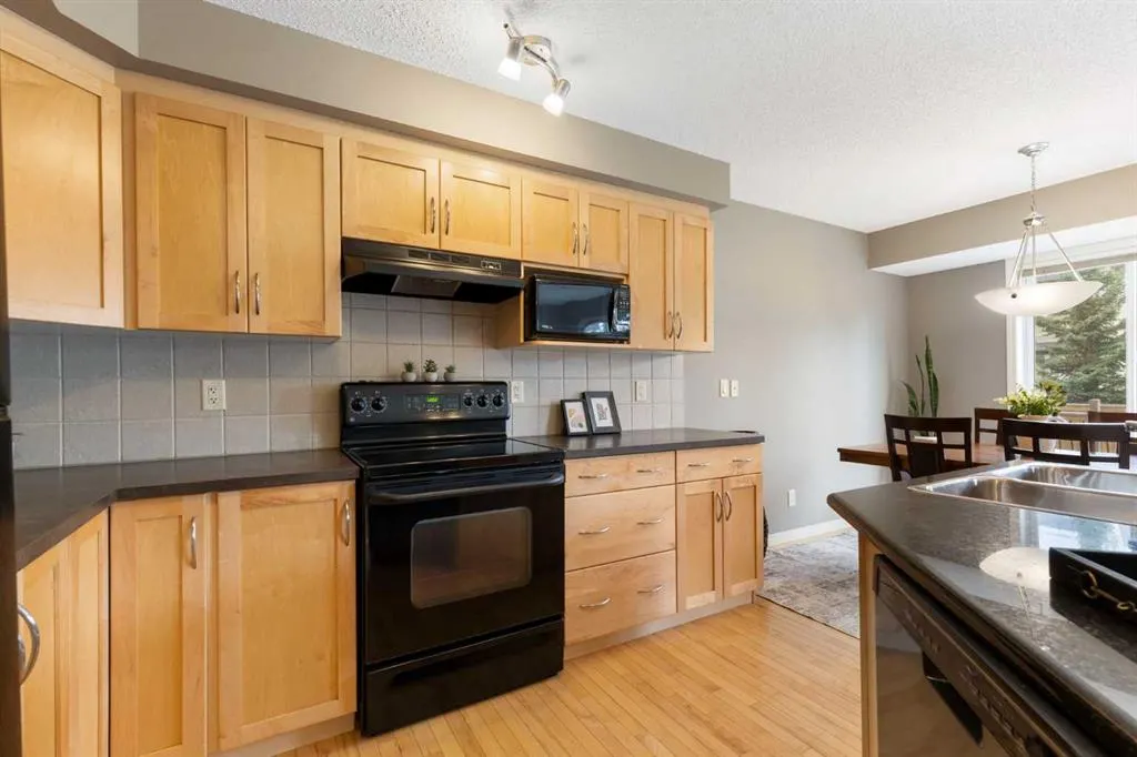 102 Ranch Ridge Court