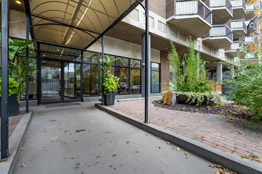 340 14 Avenue SW #814