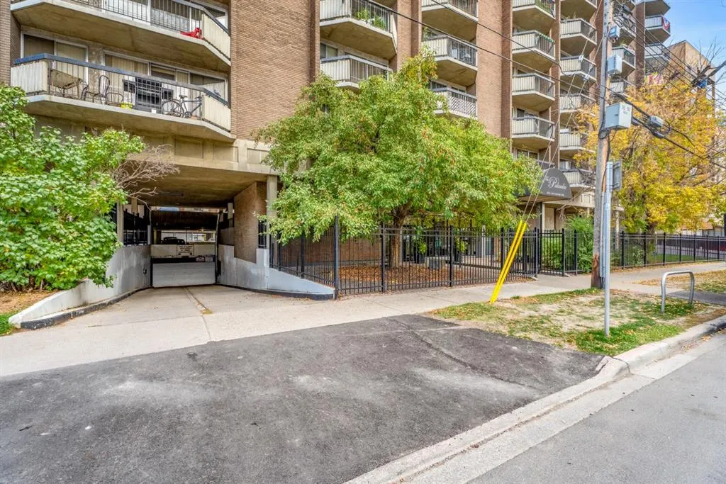 340 14 Avenue SW #814