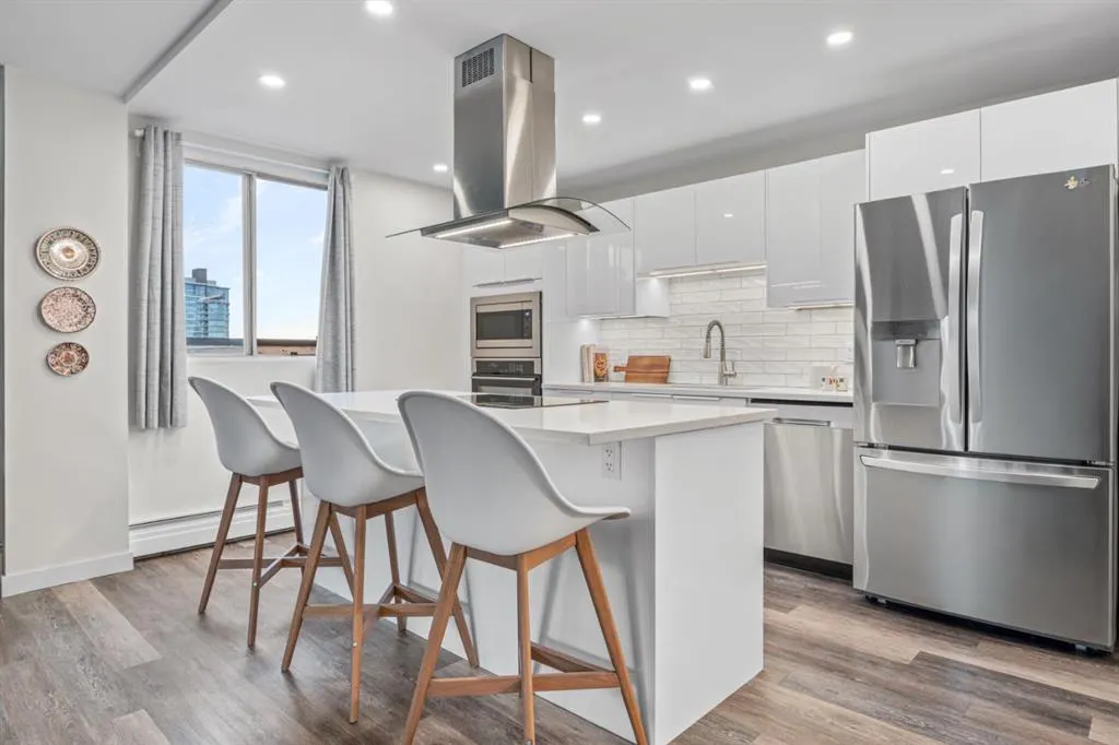 340 14 Avenue SW #814