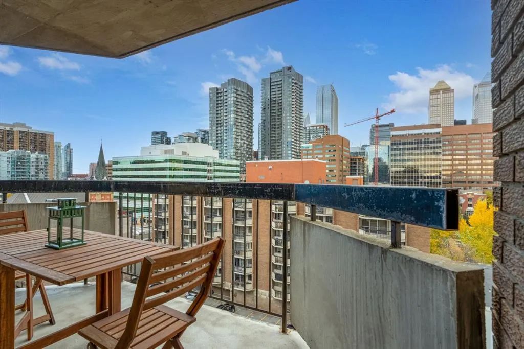 340 14 Avenue SW #814