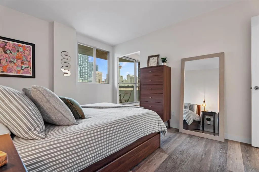 340 14 Avenue SW #814