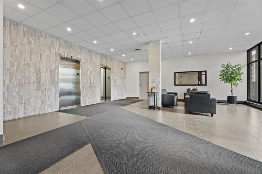 340 14 Avenue SW #814