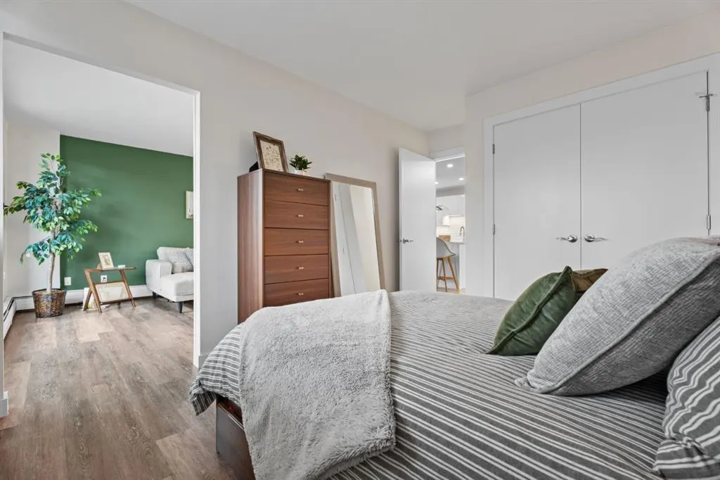 340 14 Avenue SW #814