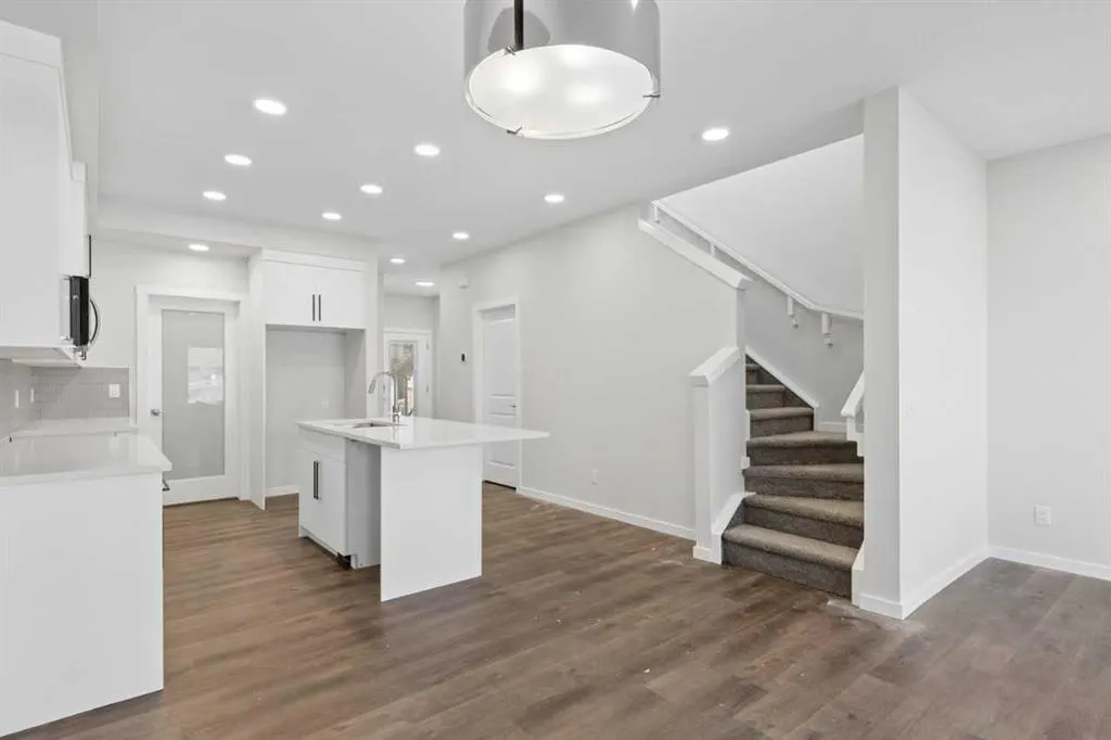 24 Heritage Point