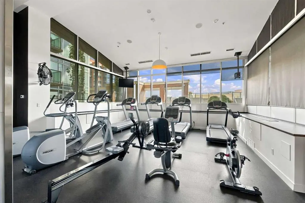 210 15 Avenue SE #2106