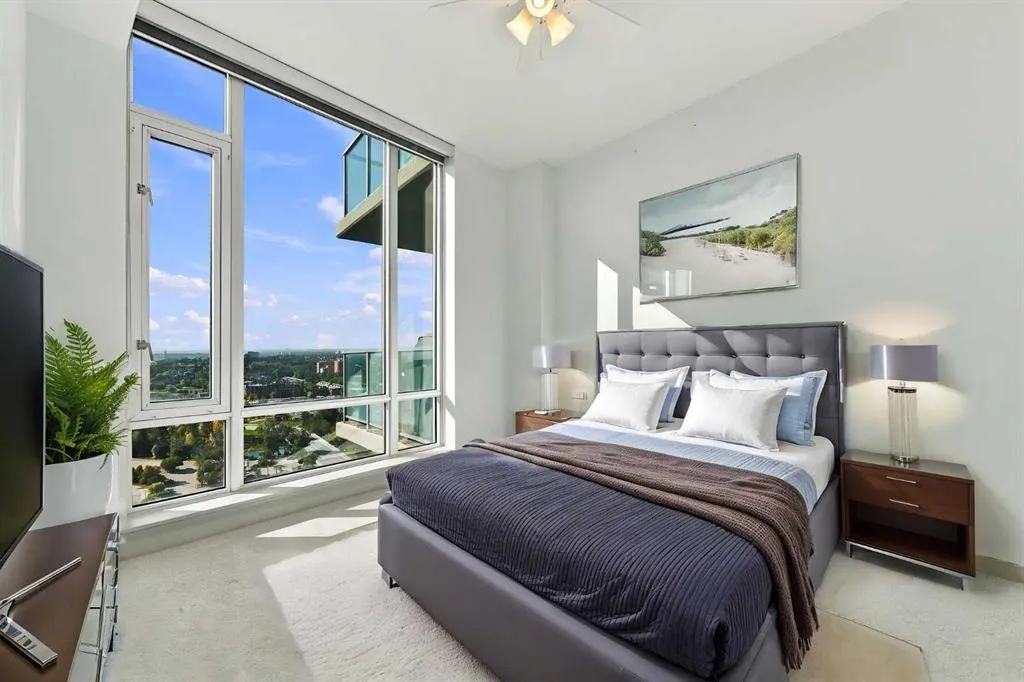 210 15 Avenue SE #2106