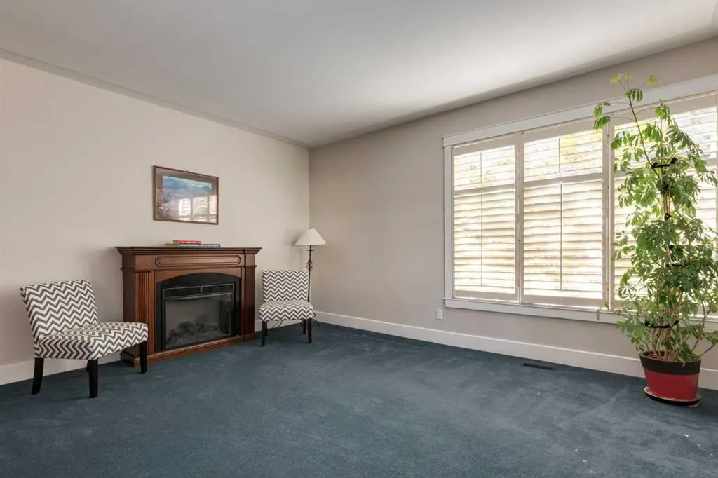 28 Patterson Rise SW
