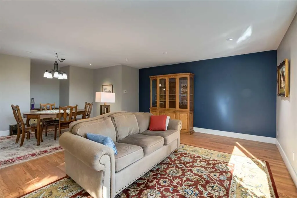 28 Patterson Rise SW