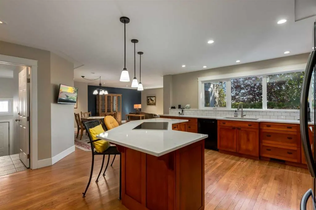28 Patterson Rise SW