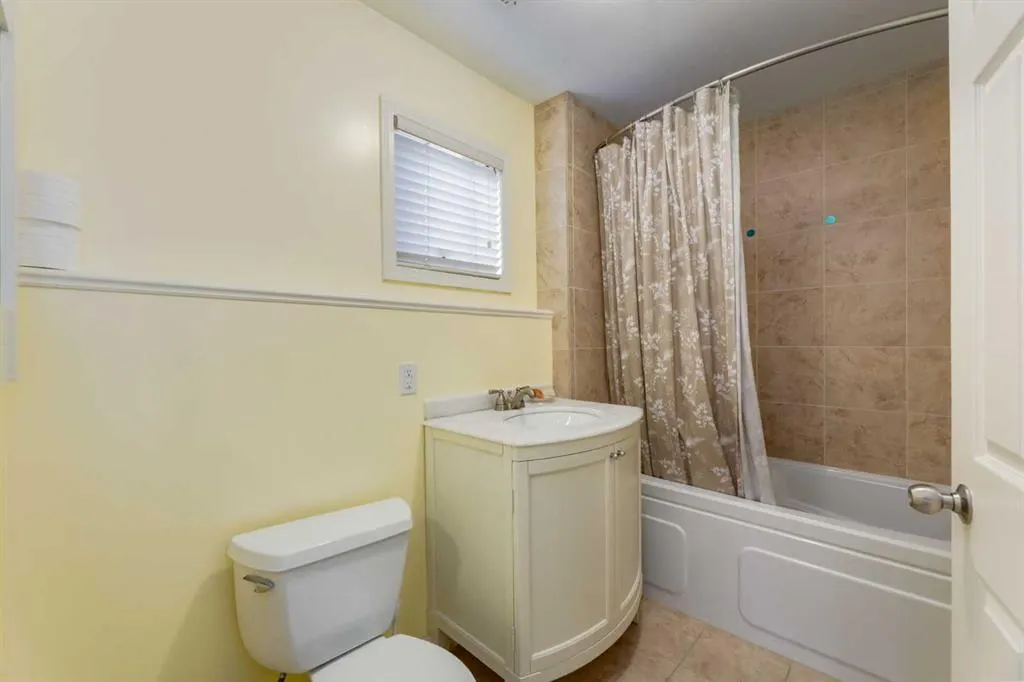 28 Patterson Rise SW