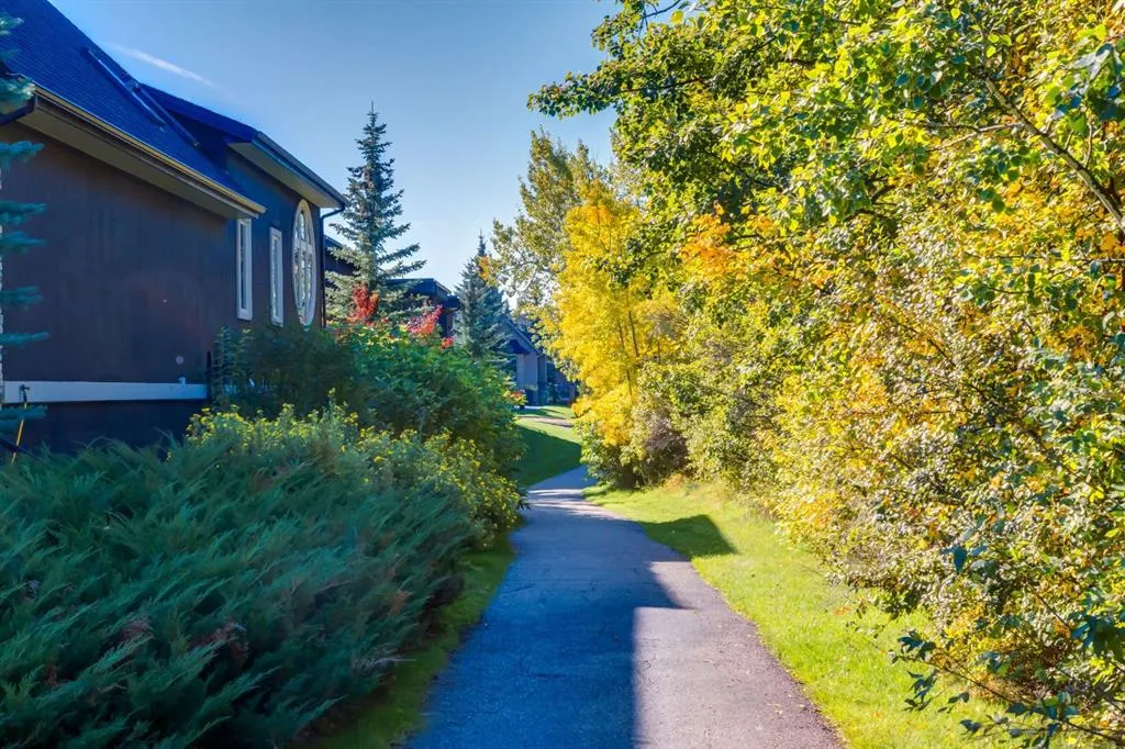 39 Aspen Meadows Heath SW