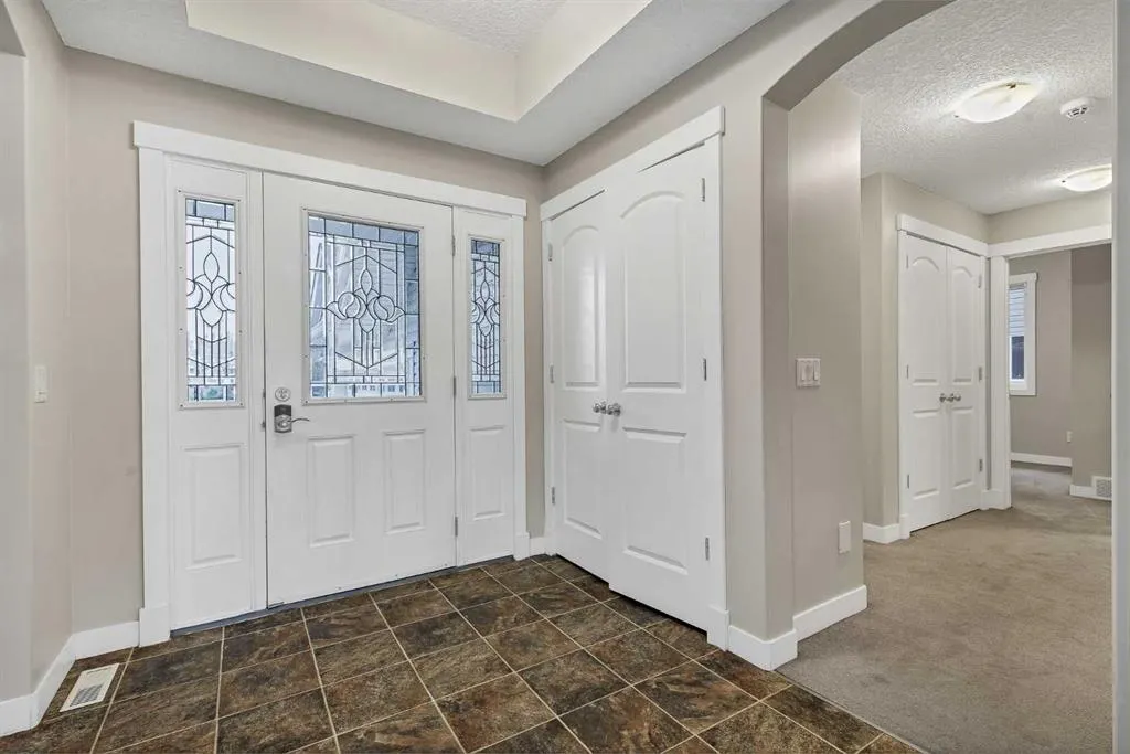 115 Strathmore Lakes Common