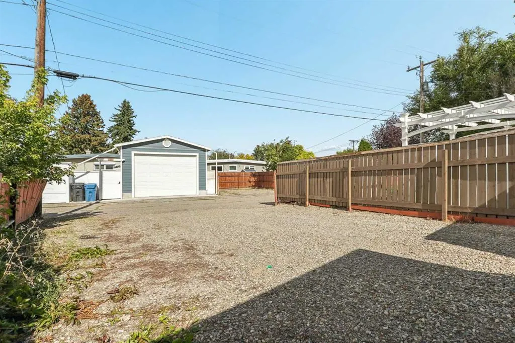 2811 13 Avenue S