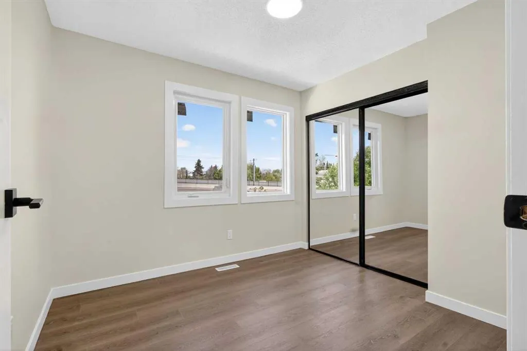 5340 17 Avenue SW #306