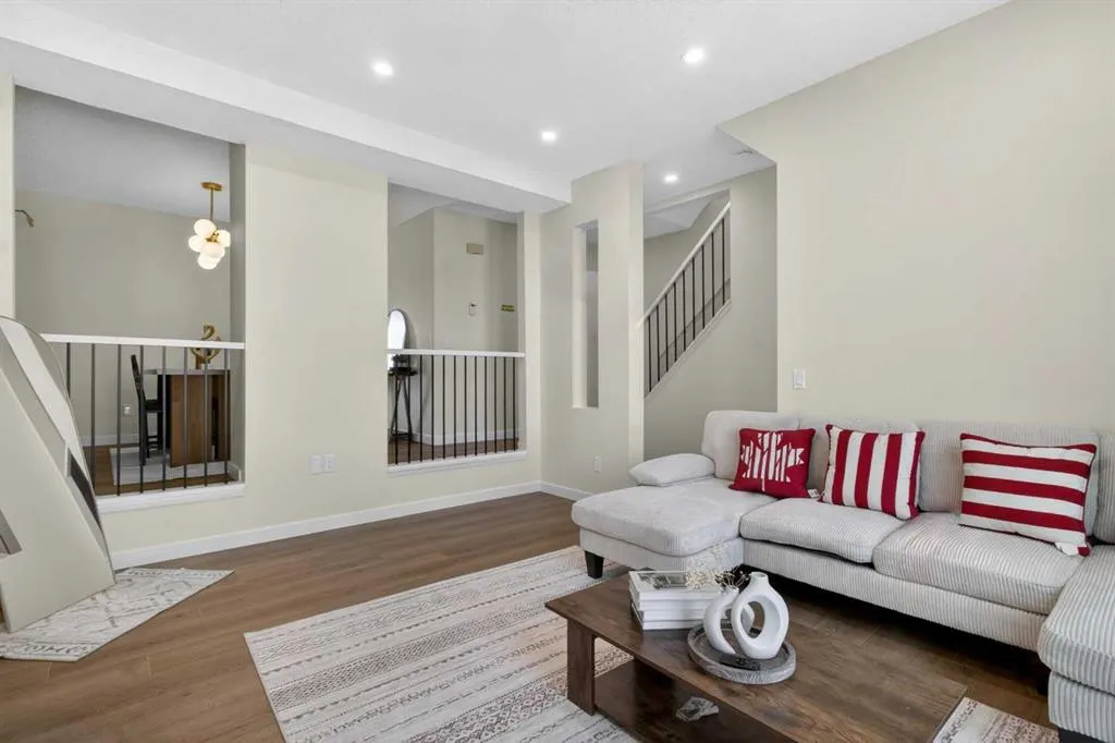 5340 17 Avenue SW #306