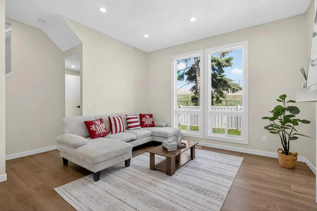 5340 17 Avenue SW #306