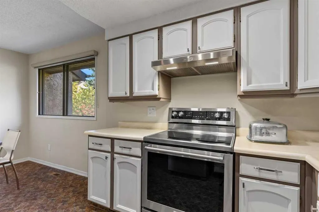 4 Glamis Gardens SW