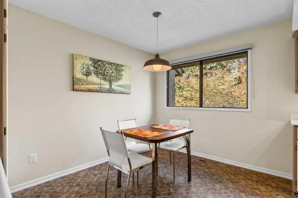 4 Glamis Gardens SW