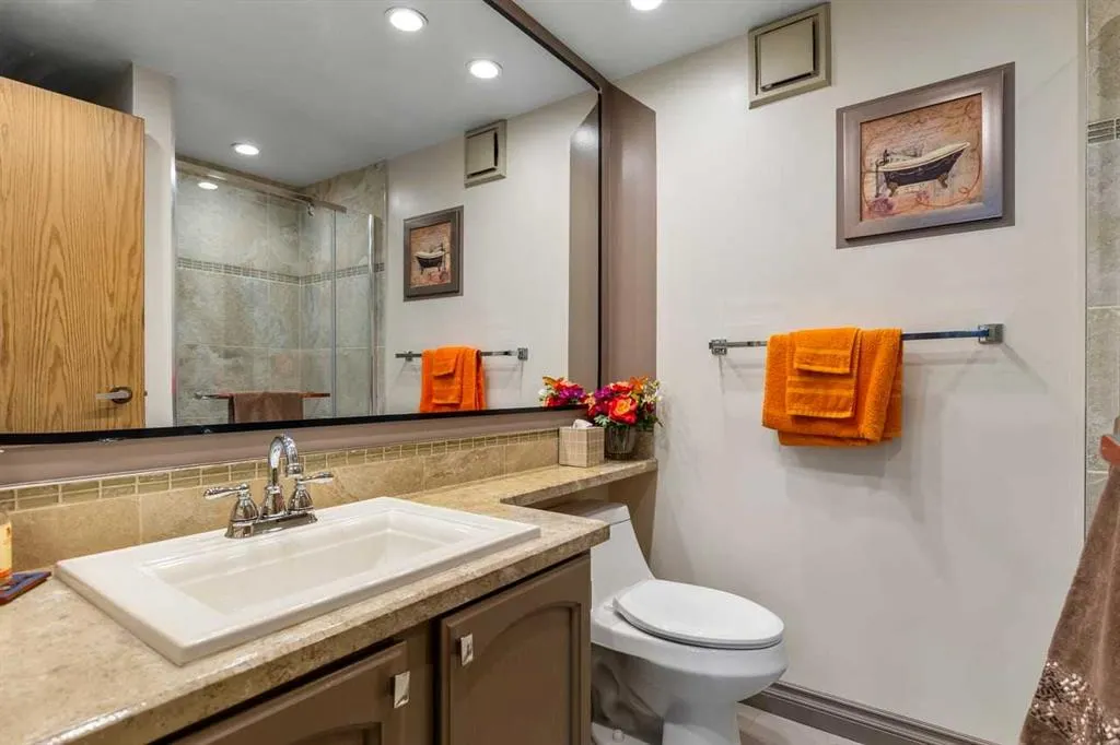 4 Glamis Gardens SW