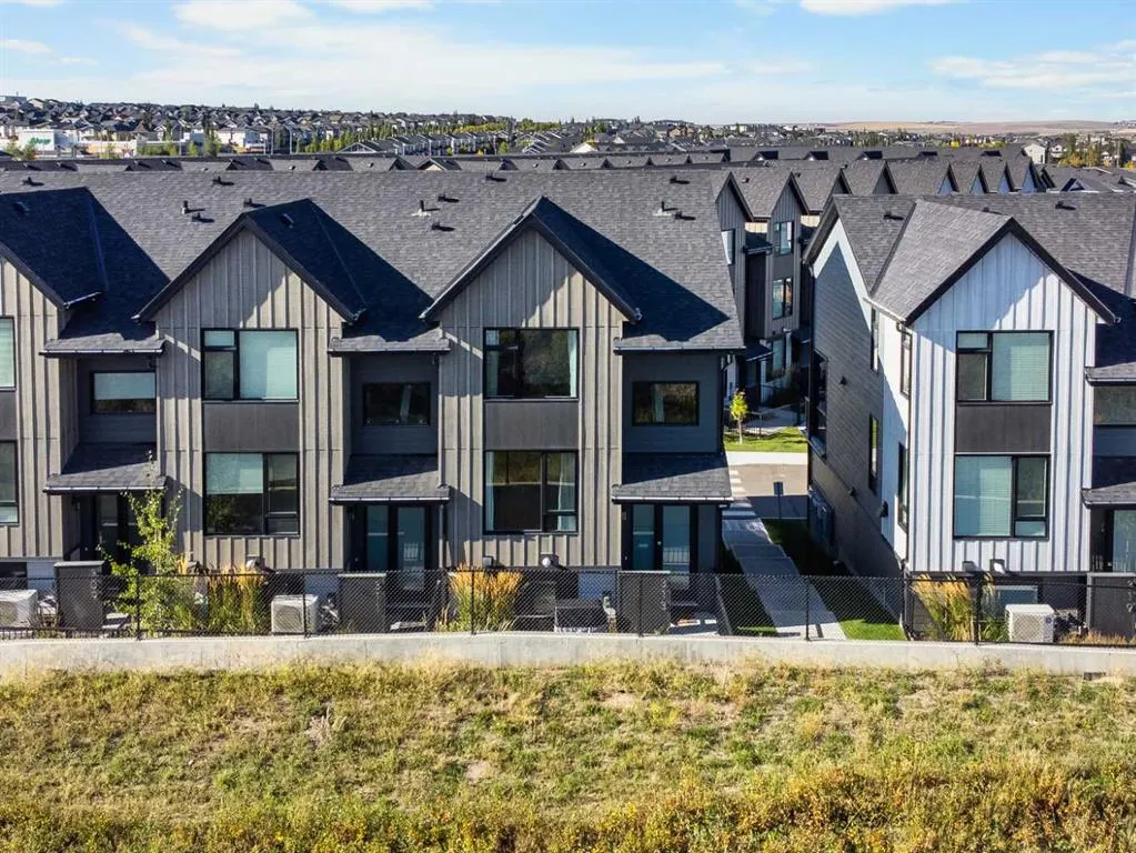 85 Sage Hill Heights NW #313