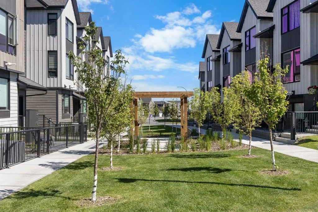 85 Sage Hill Heights NW #313