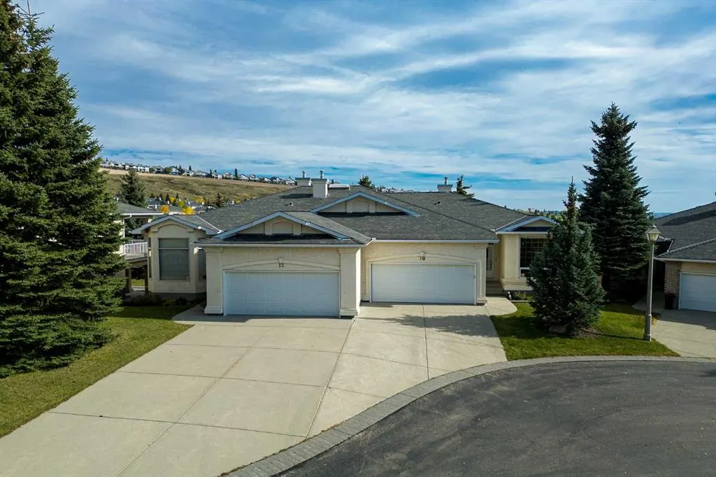10 Eagleview Heights