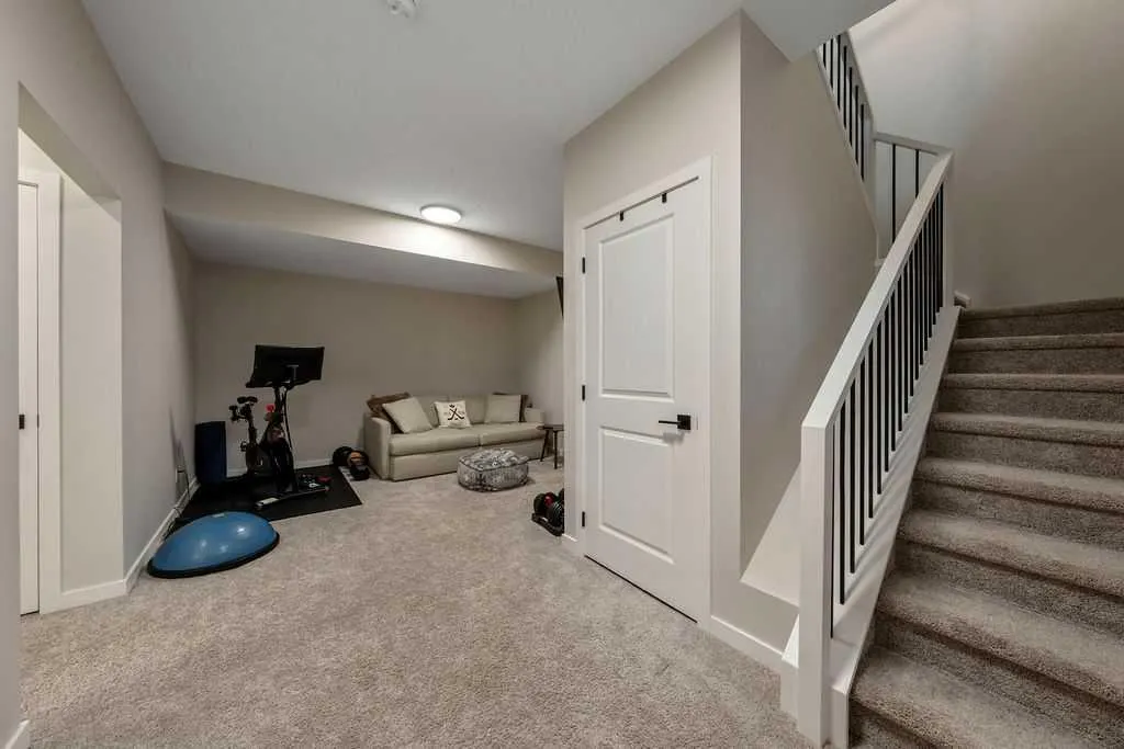 655 Marine Drive SE