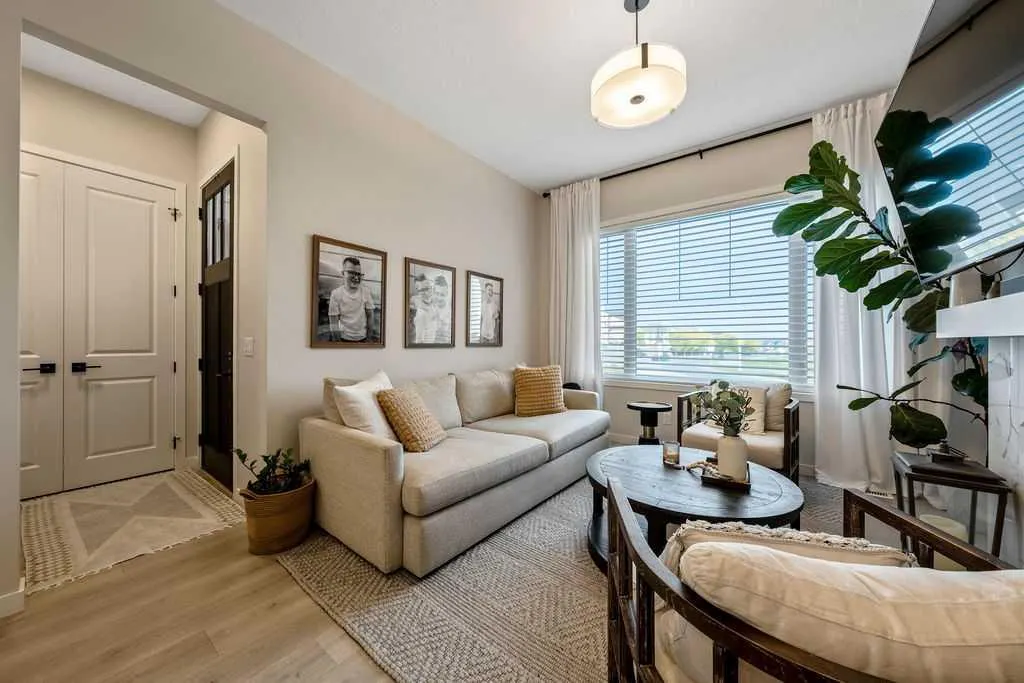 655 Marine Drive SE