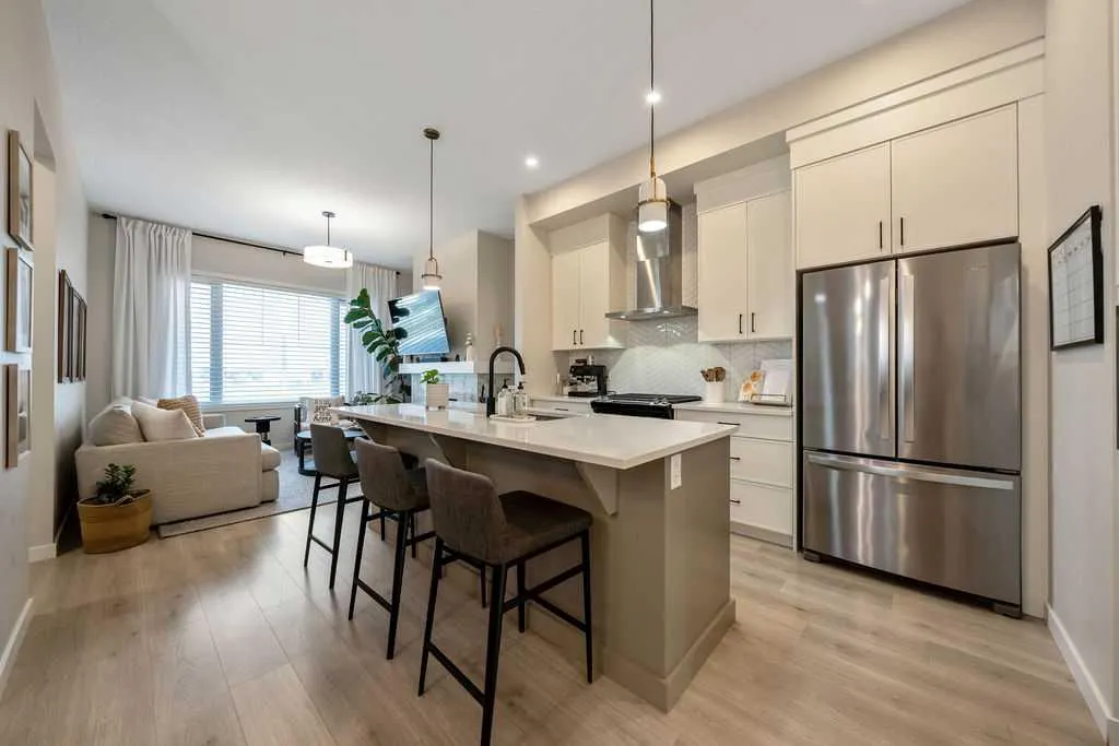 655 Marine Drive SE