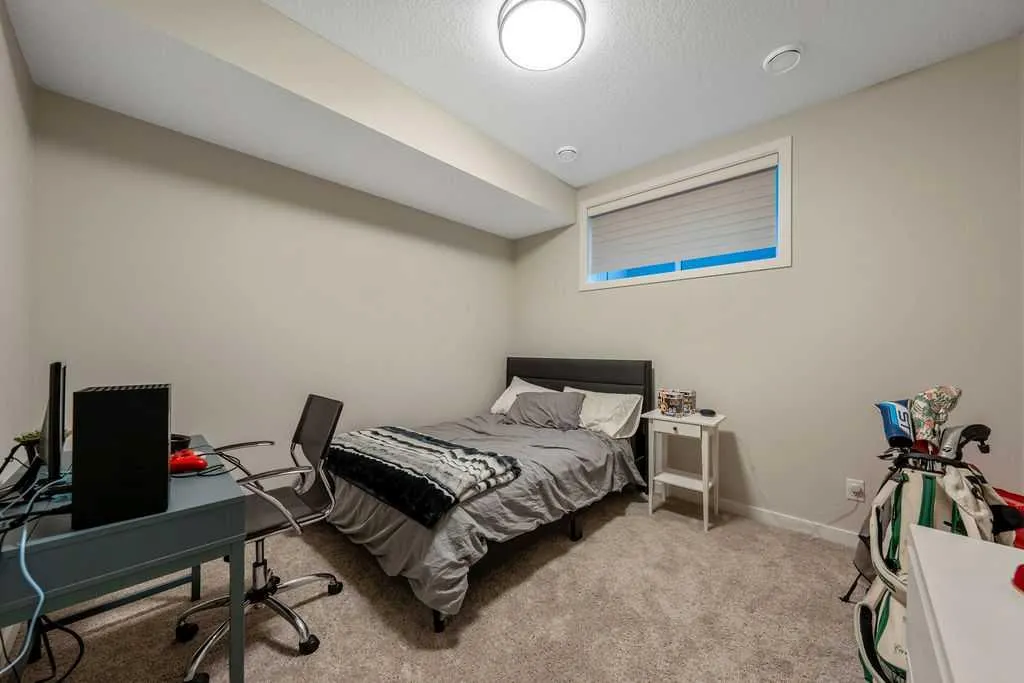 655 Marine Drive SE