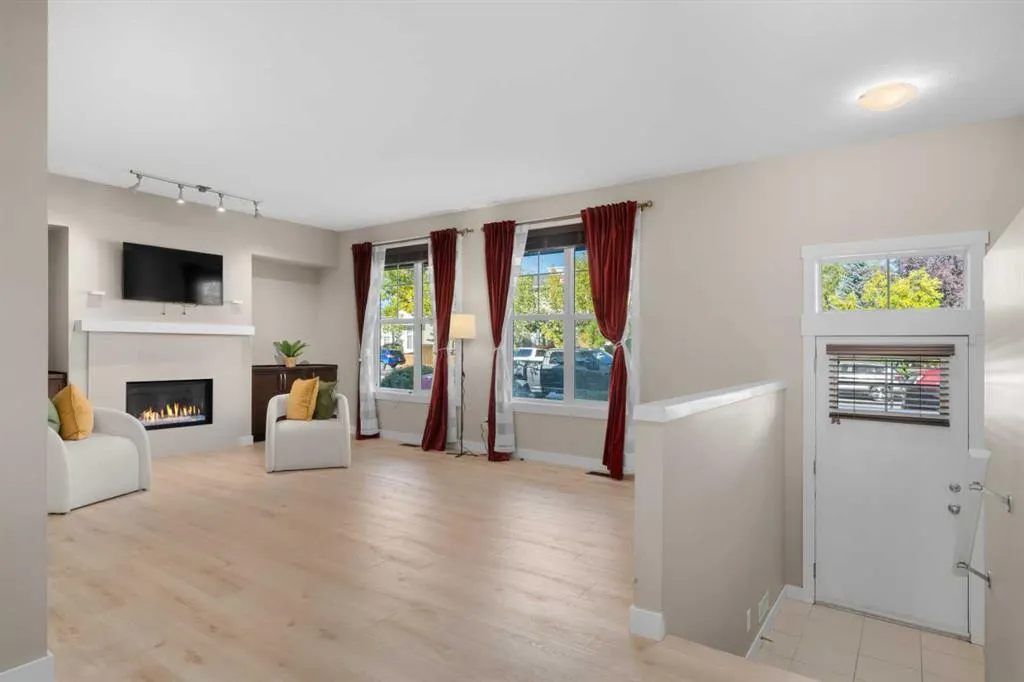 235 Mckenzie Towne Link SE
