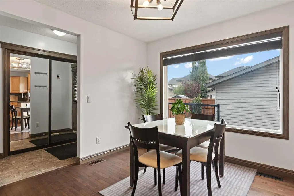 161 Prestwick Close SE