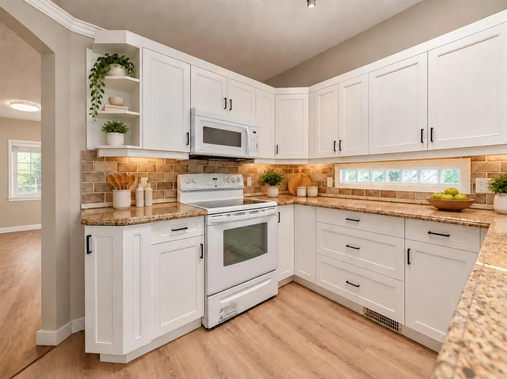 319 Cimarron Bay