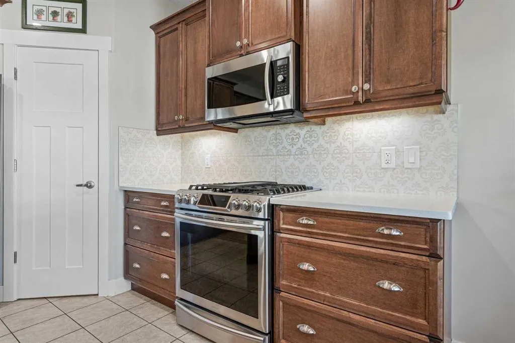 25 Cimarron Springs Court