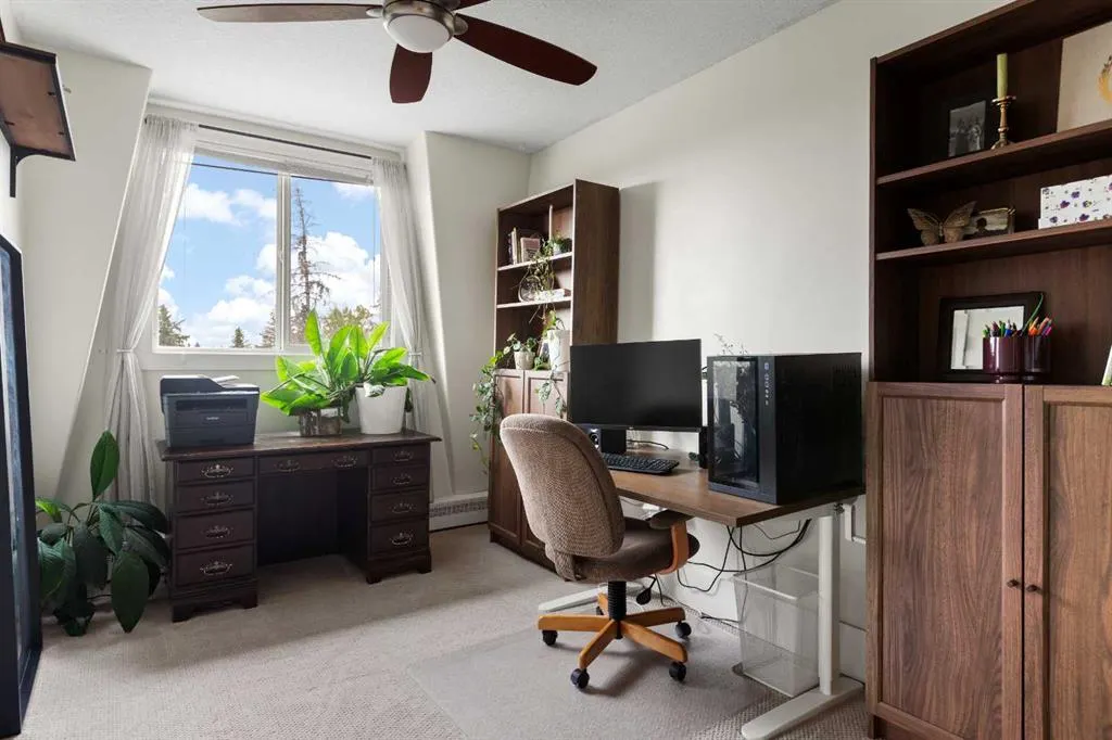 312 Cedar Crescent SW #301