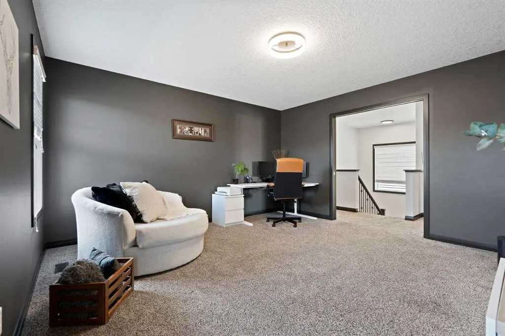 115 Evansdale Common NW