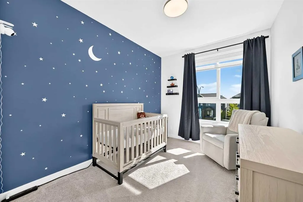 35 Silverton Glen Green SW