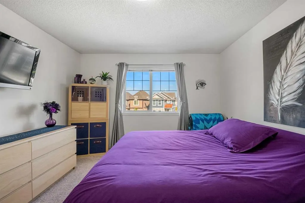 203 Mahogany Grove SE
