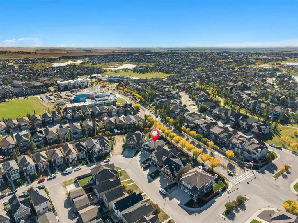 203 Mahogany Grove SE