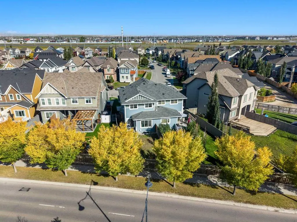 203 Mahogany Grove SE