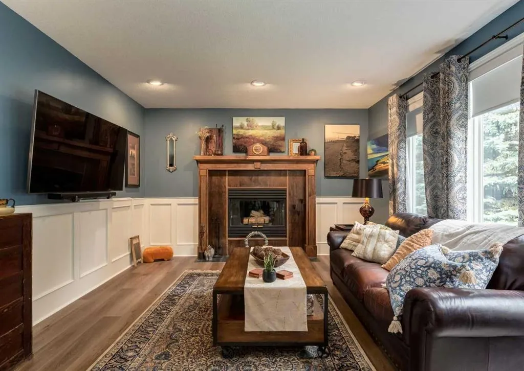 492 Silvergrove Gardens NW