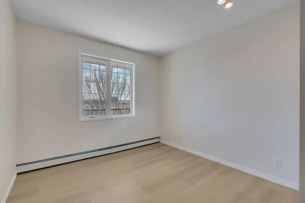 4835 Dalhousie Drive NW #203