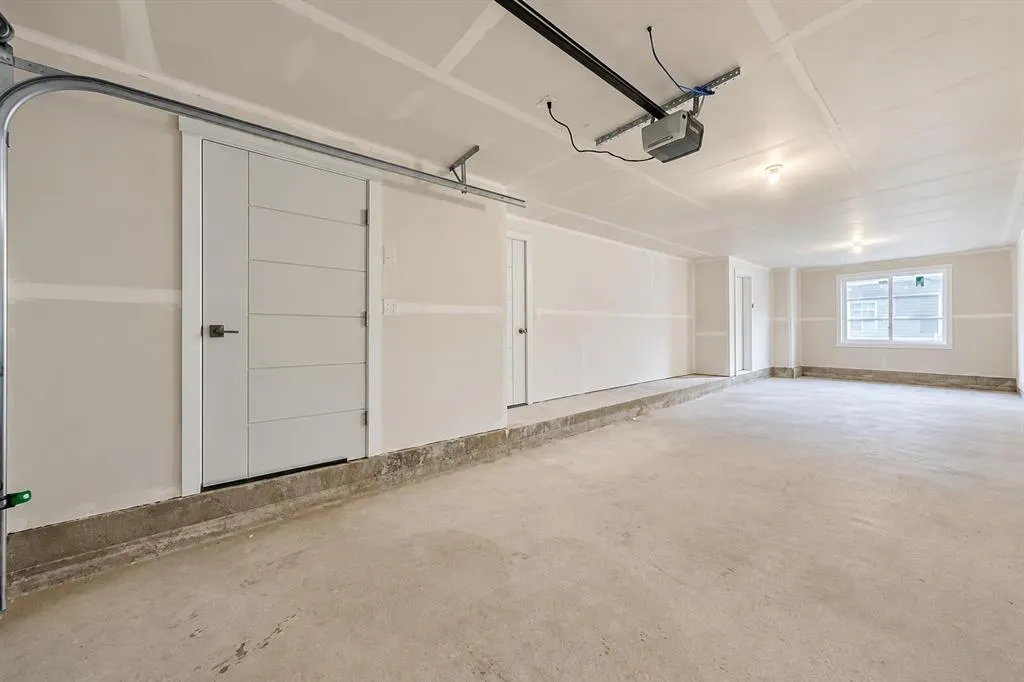 75 Cornerstone Row NE #106