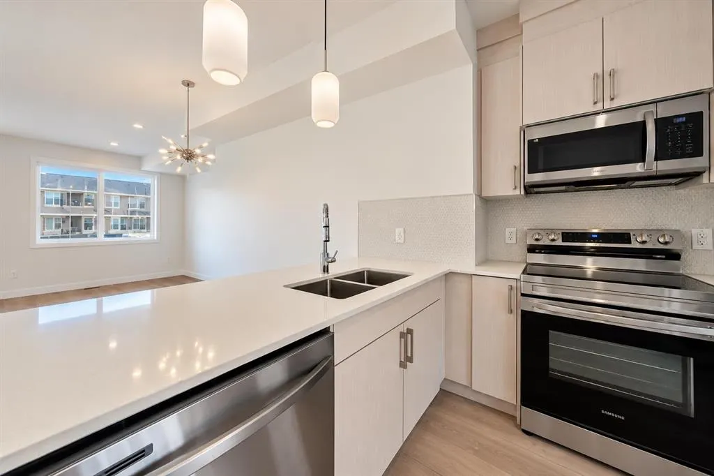 75 Cornerstone Row NE #106
