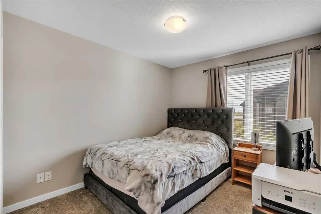 147 Copperstone Park SE