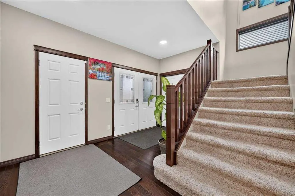 233 Aspenmere Circle