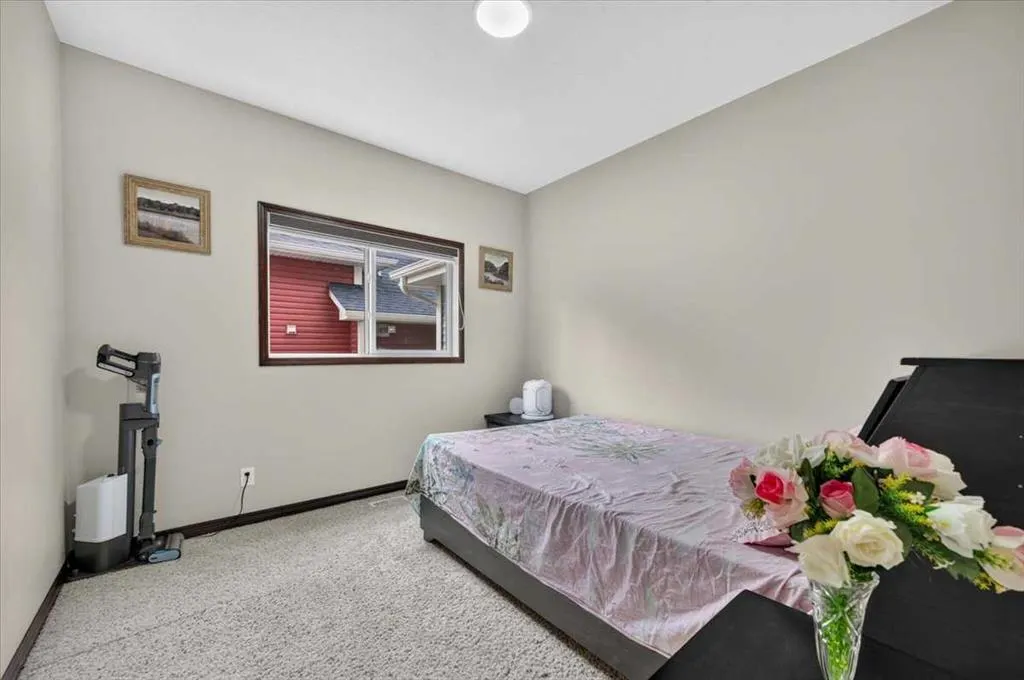 233 Aspenmere Circle