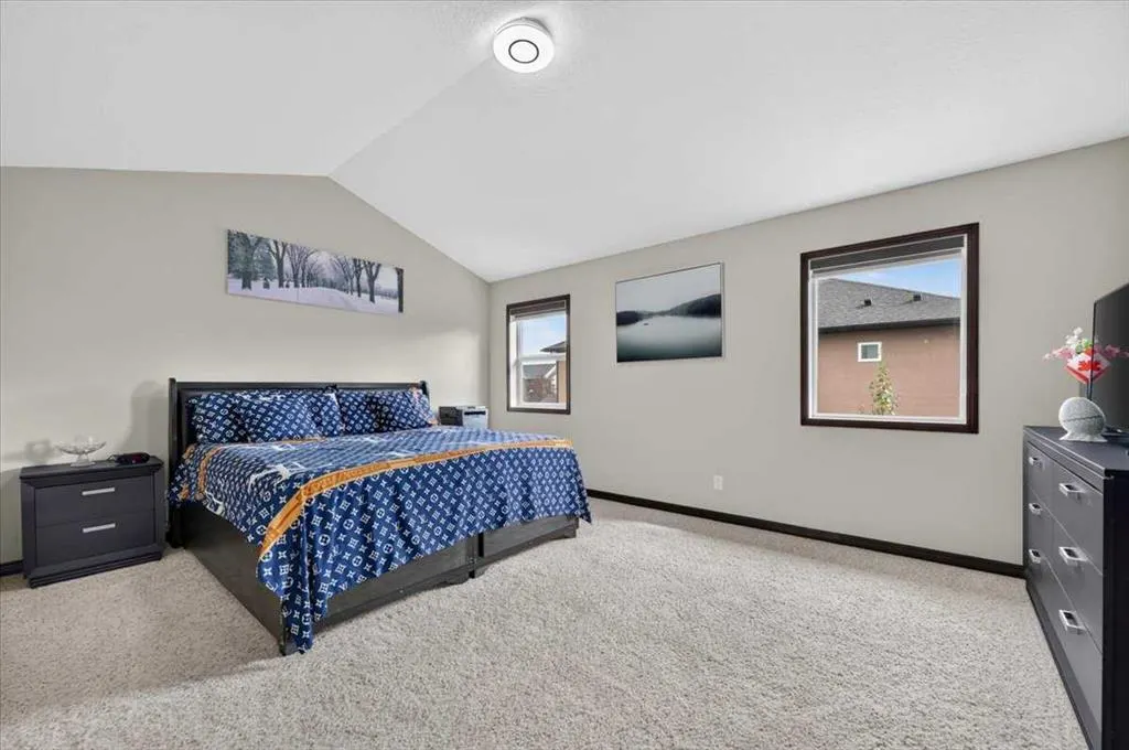 233 Aspenmere Circle